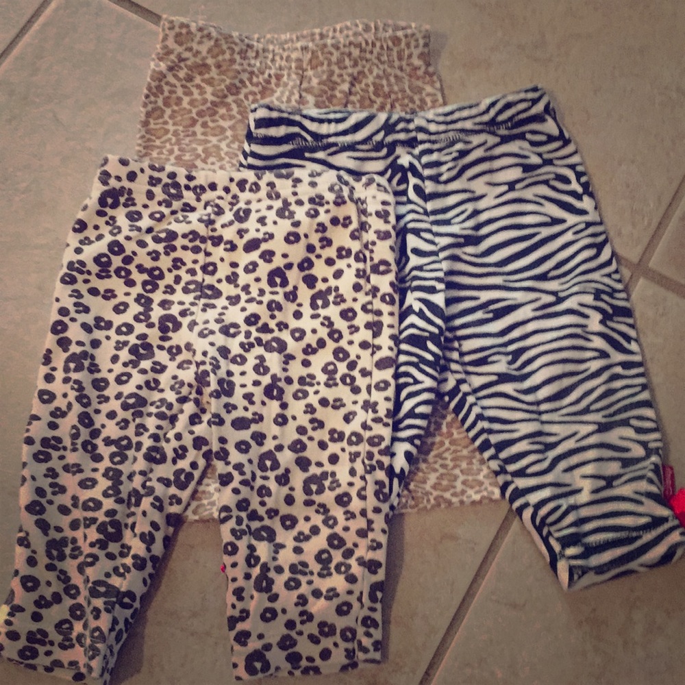 Lot of 3 3M pants, printed from Carter's